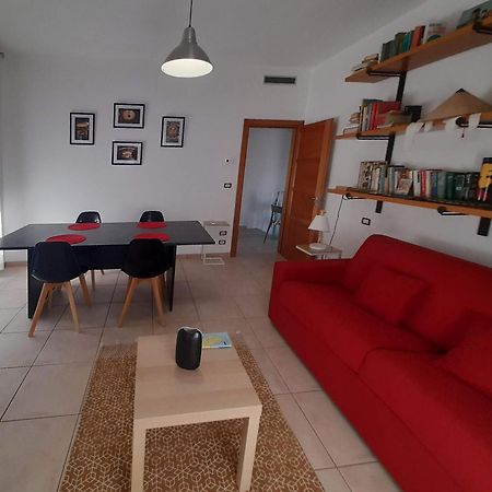 Apartamento Casa Con Vista Taviano  Exterior foto