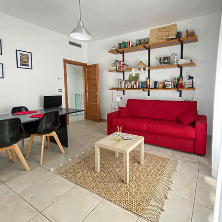 Apartamento Casa Con Vista Taviano  Exterior foto